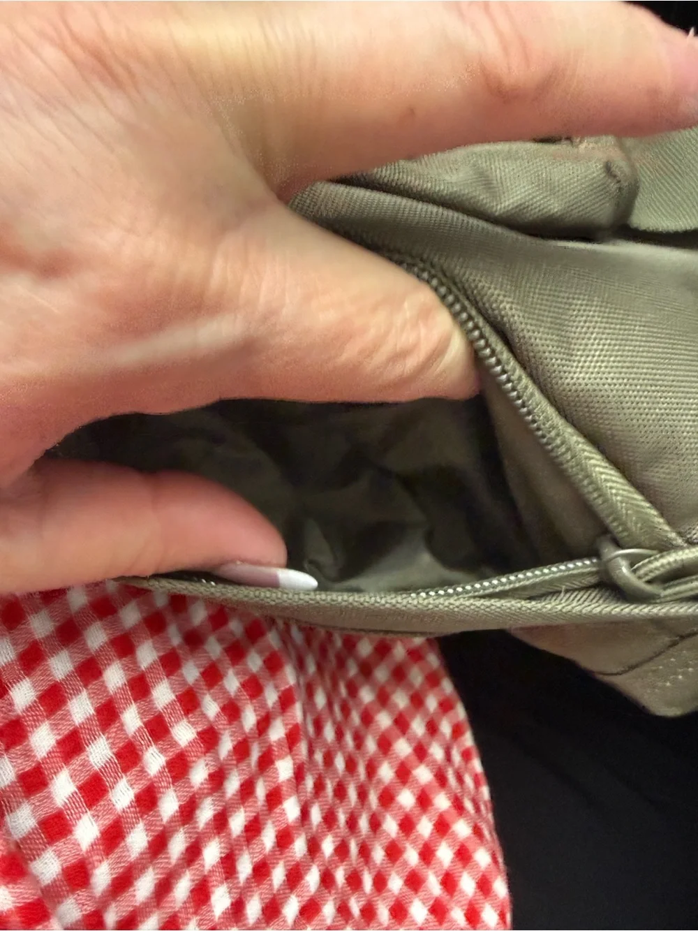 Highland Tactical Olive Green Sling Bag - Compact Everyday Carry